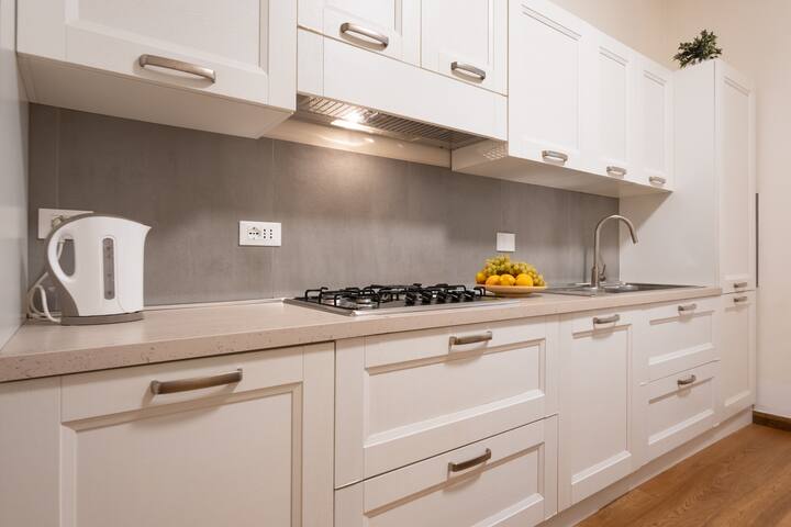 Keys of Italy-Benci20Terratetto-Big apt by S.Croce gallery image 2