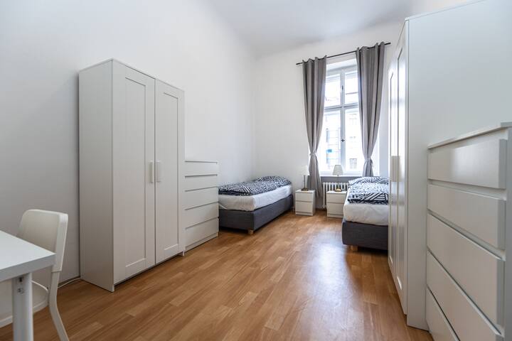 Safarikova 18 apartment IV. gallery image 3