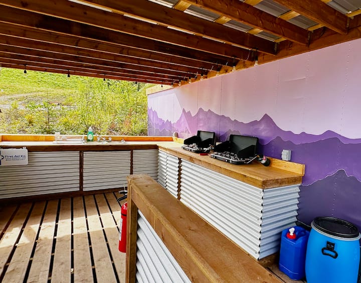 Alpine Escapes 'Aspen' - Whitehorse
