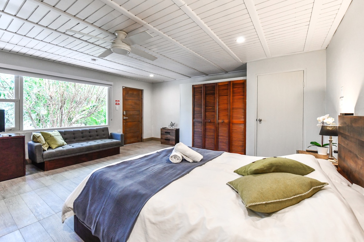 ALOE B&B Luxury Room 1 - Bed and breakfasts for Rent in Oranjestad, Aruba -  Airbnb