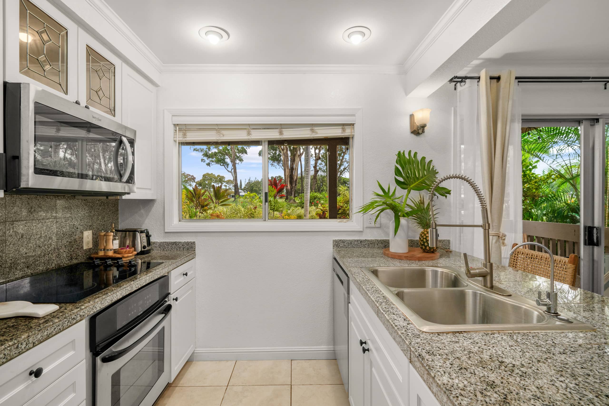 Condo in Princeville · ★4.96 · 1 bedroom · 2 beds · 1 private bath - Image 11