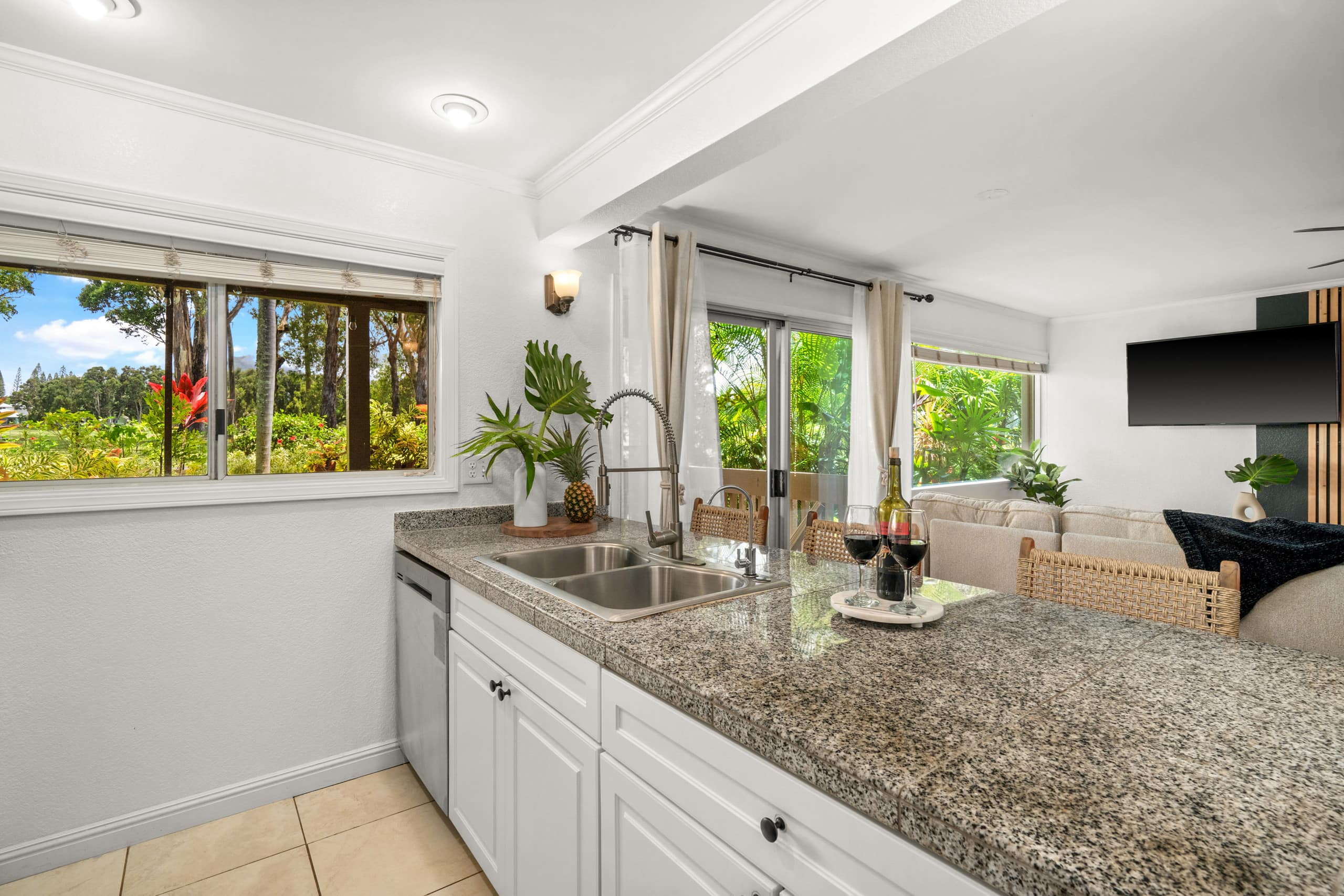 Condo in Princeville · ★4.96 · 1 bedroom · 2 beds · 1 private bath - Image 9