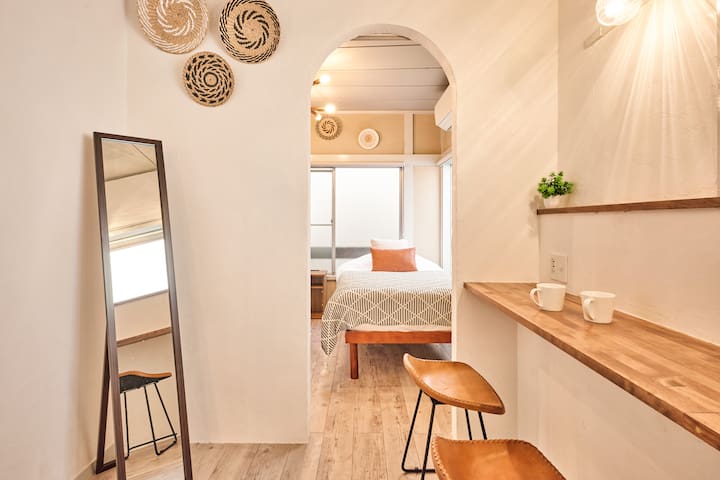 2 story｜Shinjuku 15 min ｜ free Wi-Fi ｜cafe style