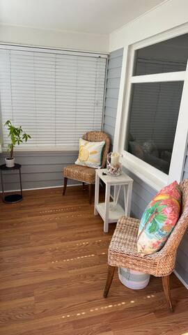 1912 Beach House Pet Friendly gallery image 2