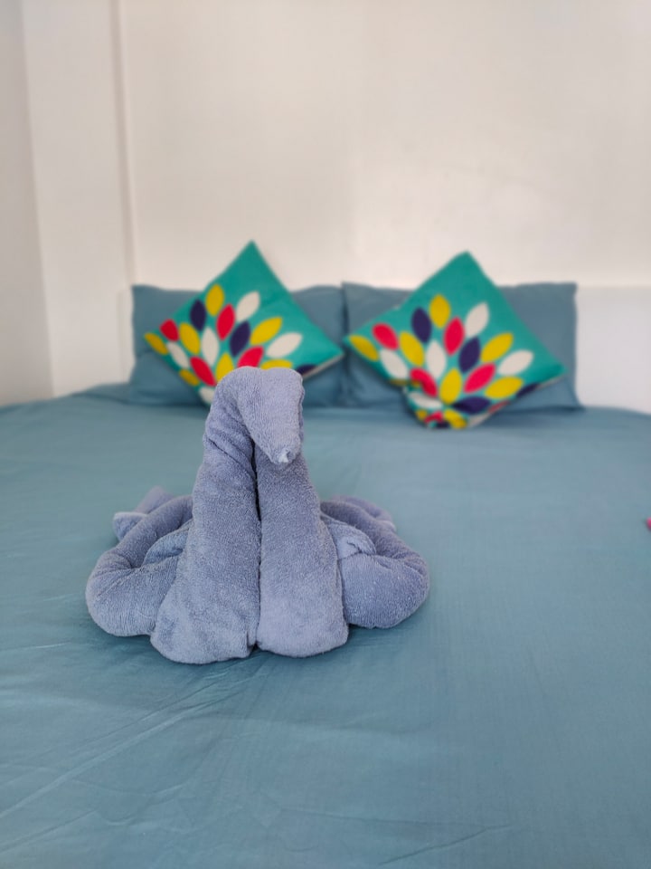 King Bed Room Near Sunset Beach - El Nido