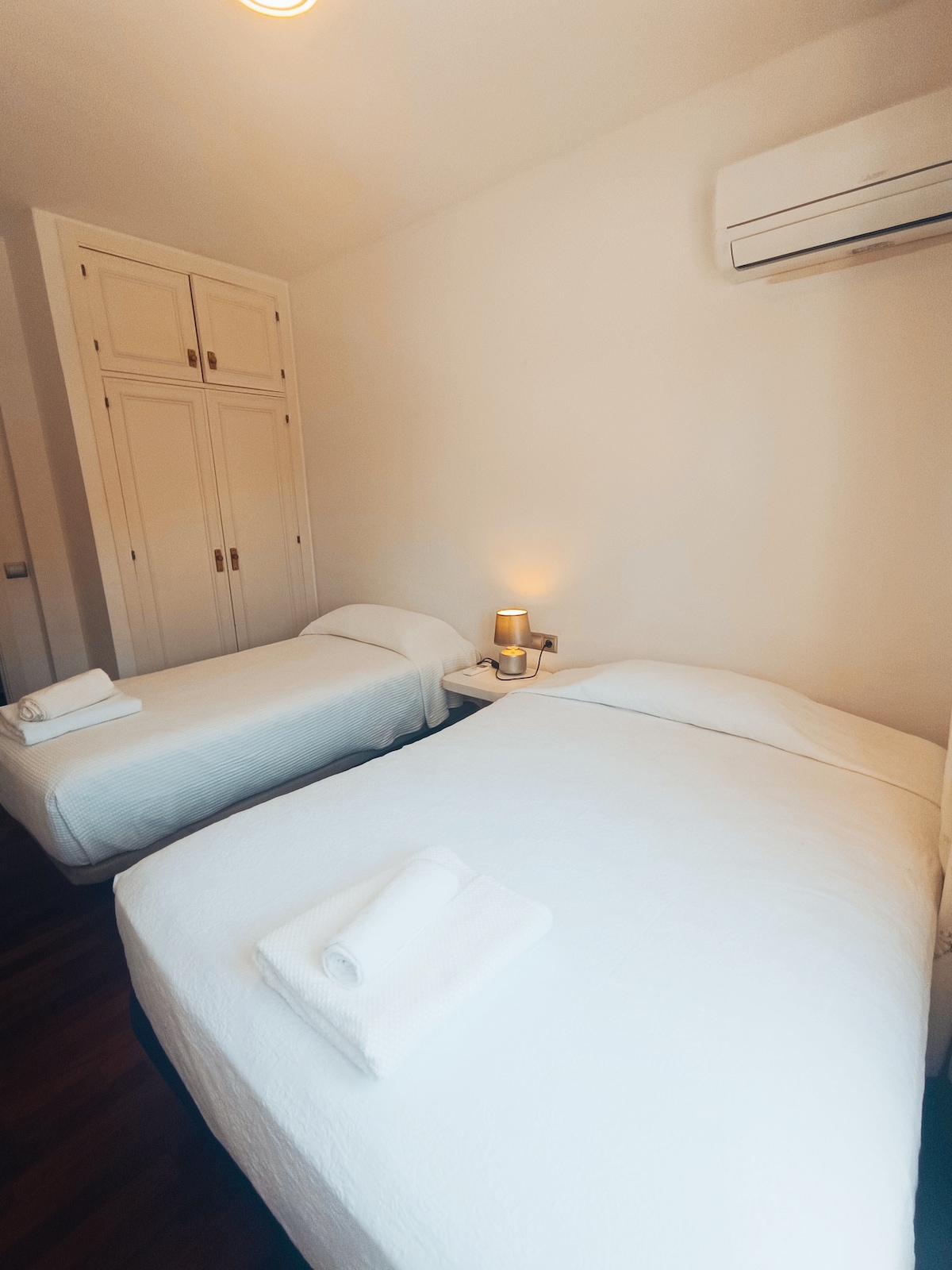 غرفة النوم 2