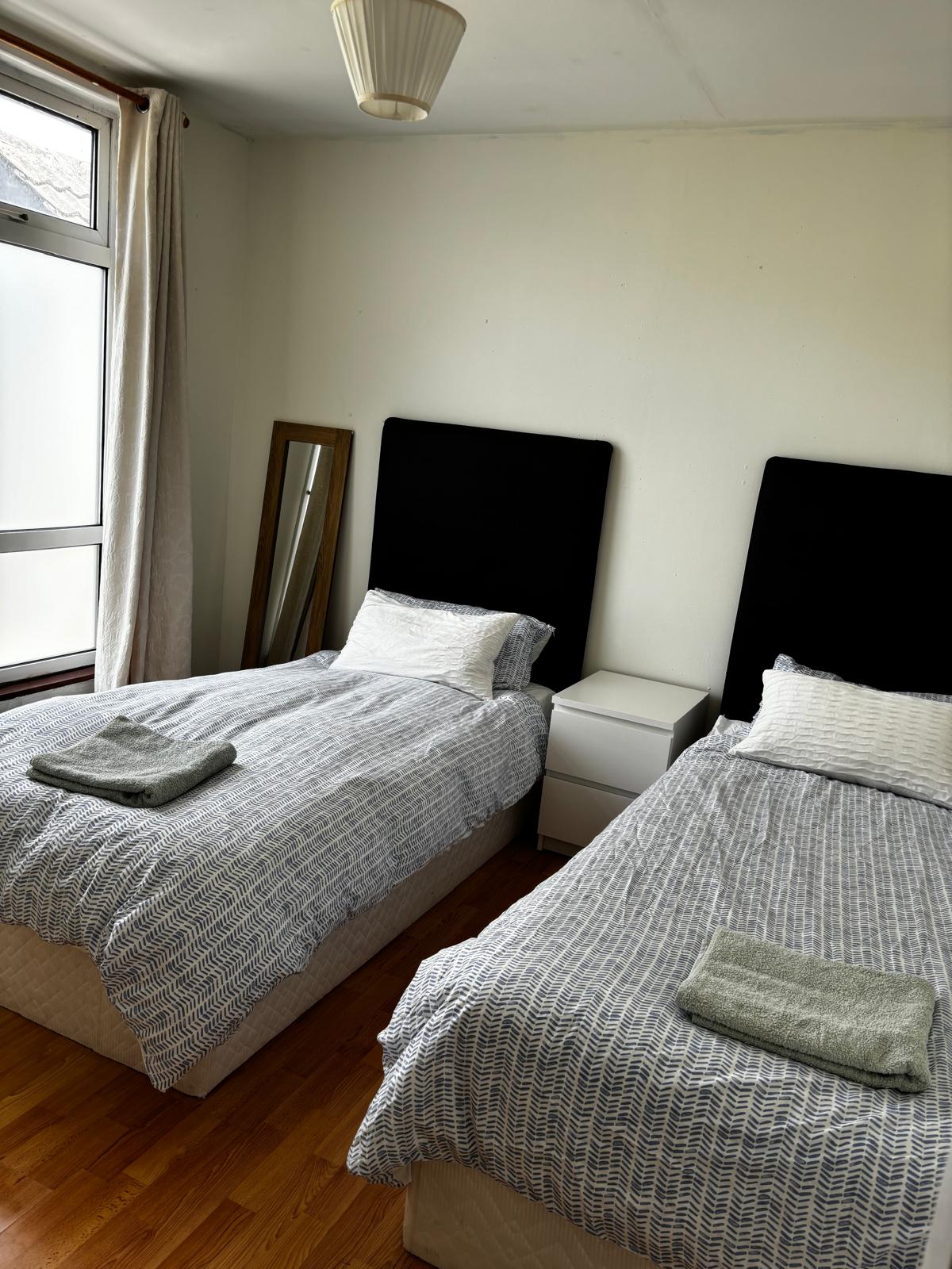 غرفة النوم 2