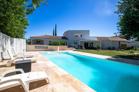 Villa Bella Vista – Quiet, Spacious & Bright