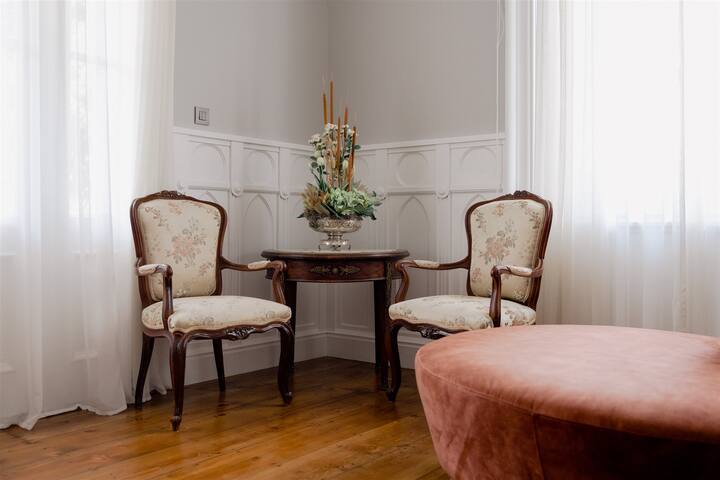 Victoria Mansion Luxurious Neoclassical Experience gallery image 2