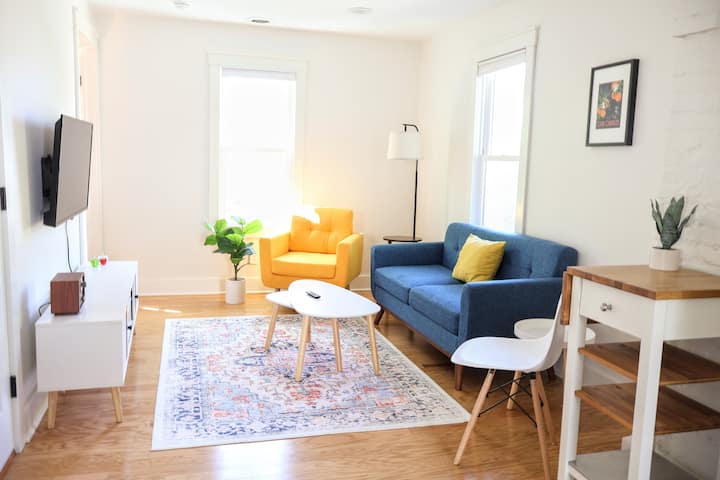 Art District Garden Loft - Saratoga Springs, NY