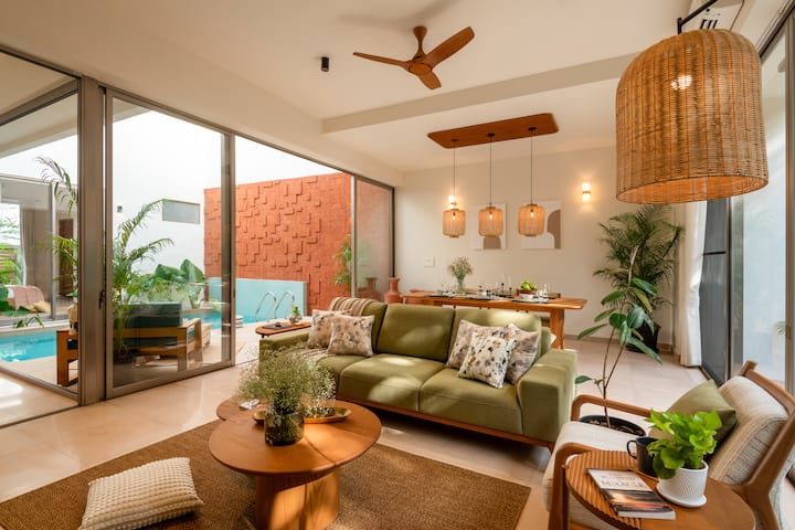 Living room image 3