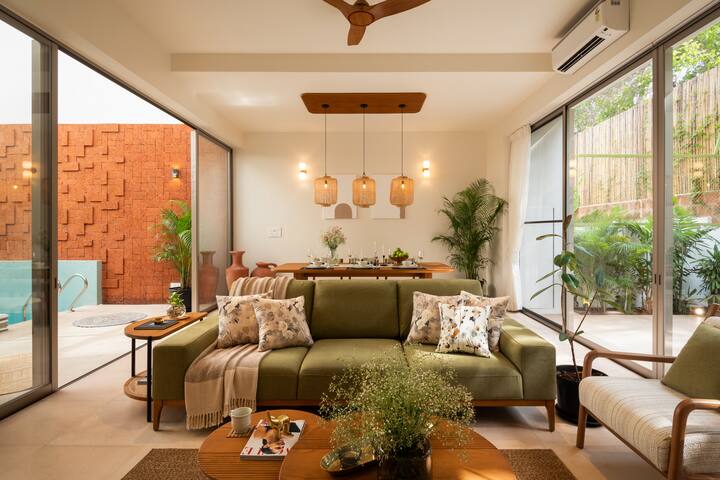 Living room image 3
