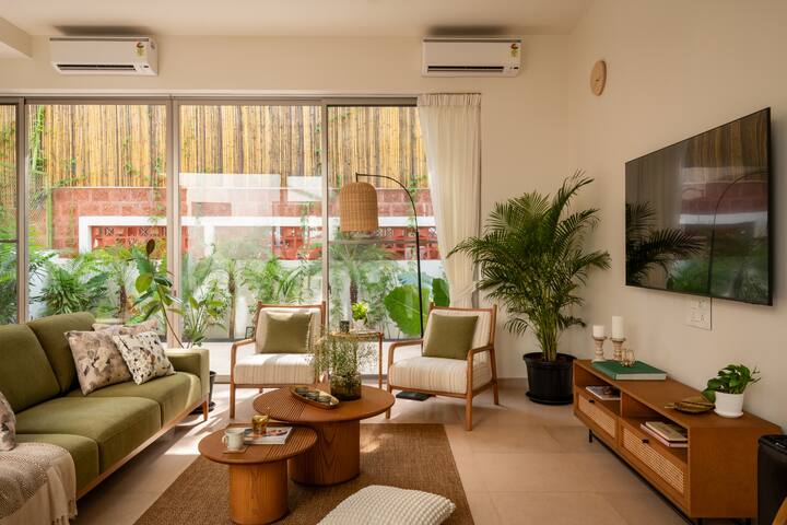 Living room image 2