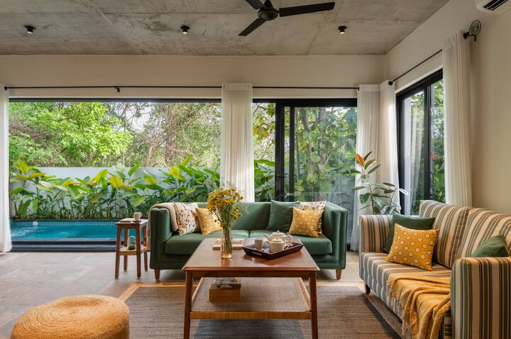 Living room image 3