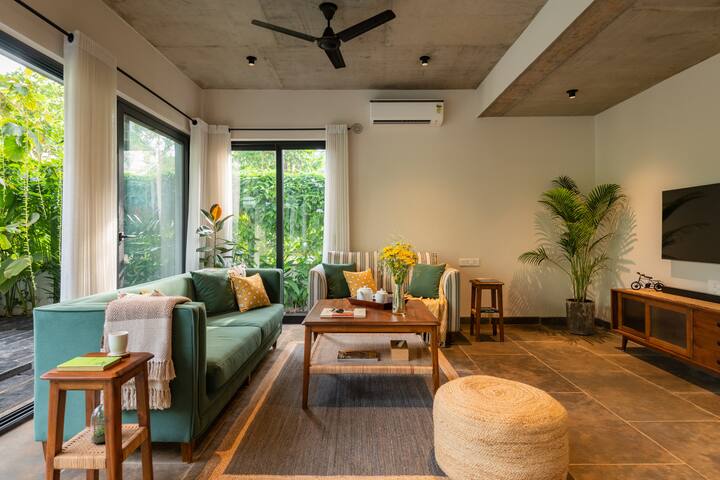 Living room image 2