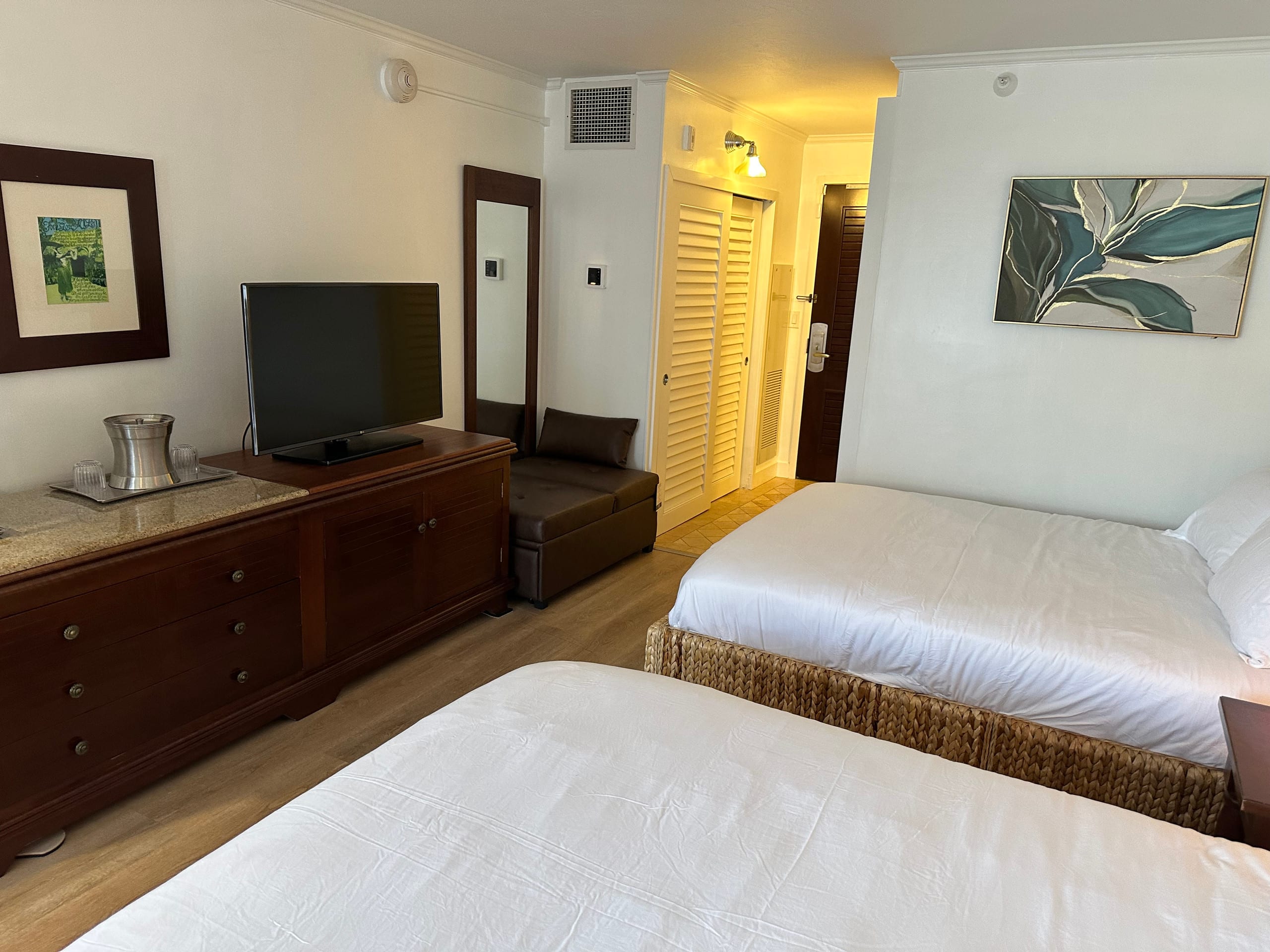 Resort in Lihue · ★4.69 · 1 bedroom · 2 beds · 1 private bath - Image 4