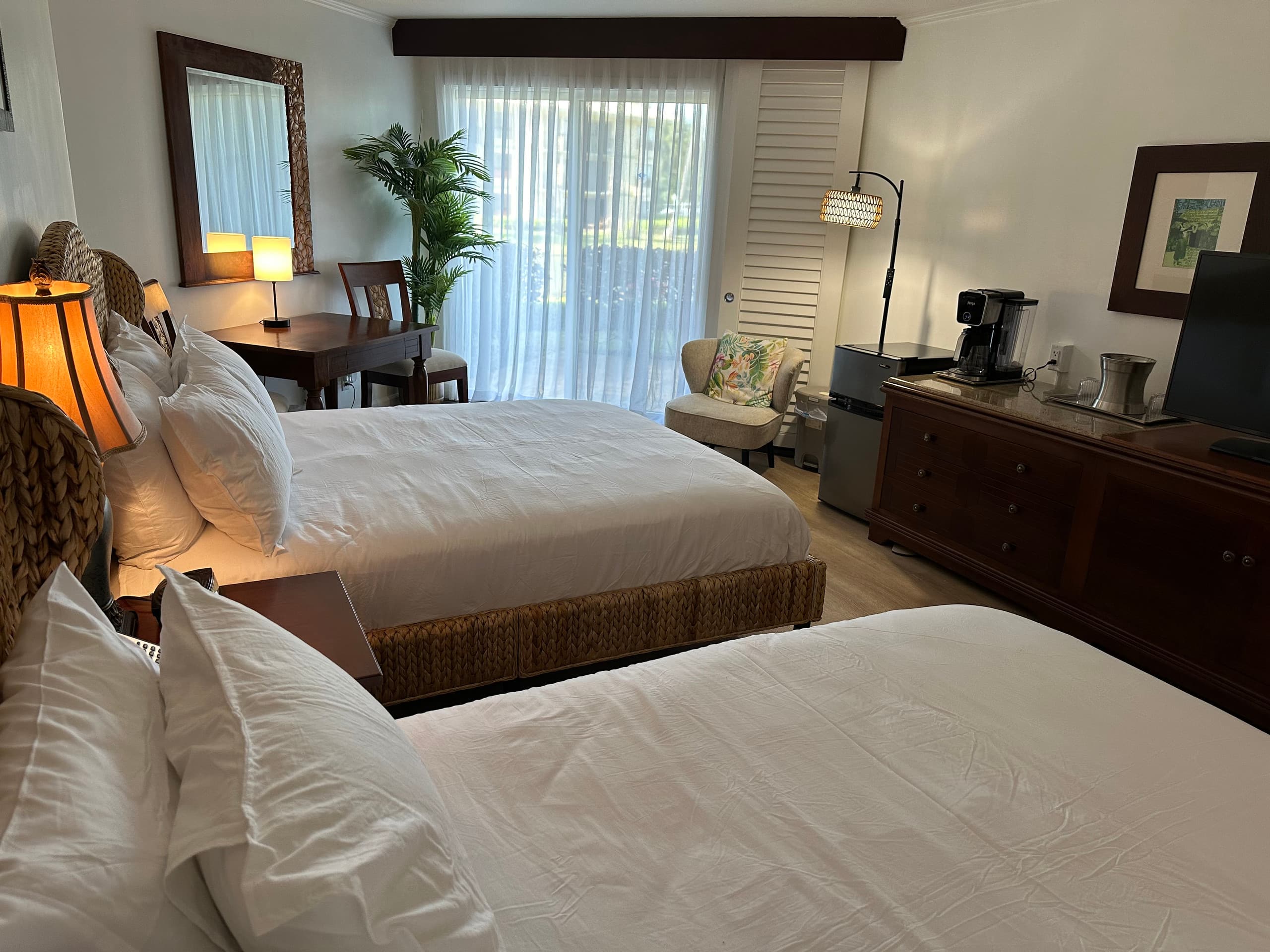 Resort in Lihue · ★4.69 · 1 bedroom · 2 beds · 1 private bath - Image 7