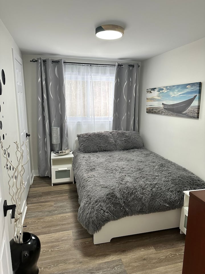 Schlafzimmer 2