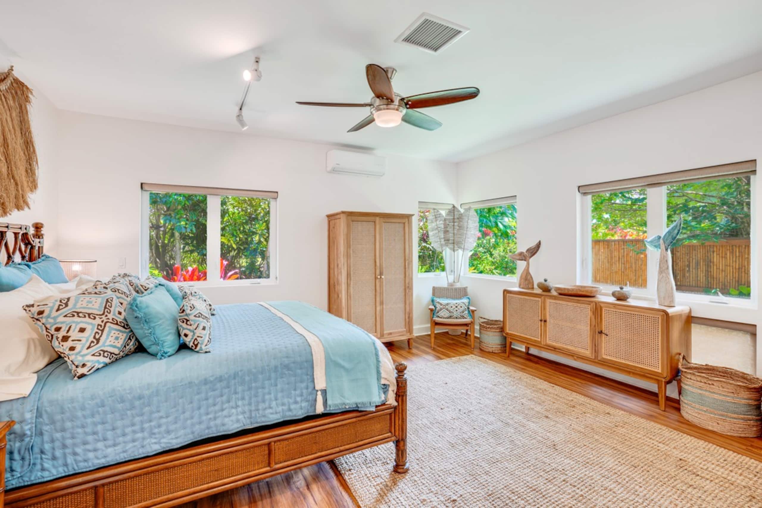 Home in Princeville · ★5.0 · 4 bedrooms · 4 beds · 4 baths - Image 28