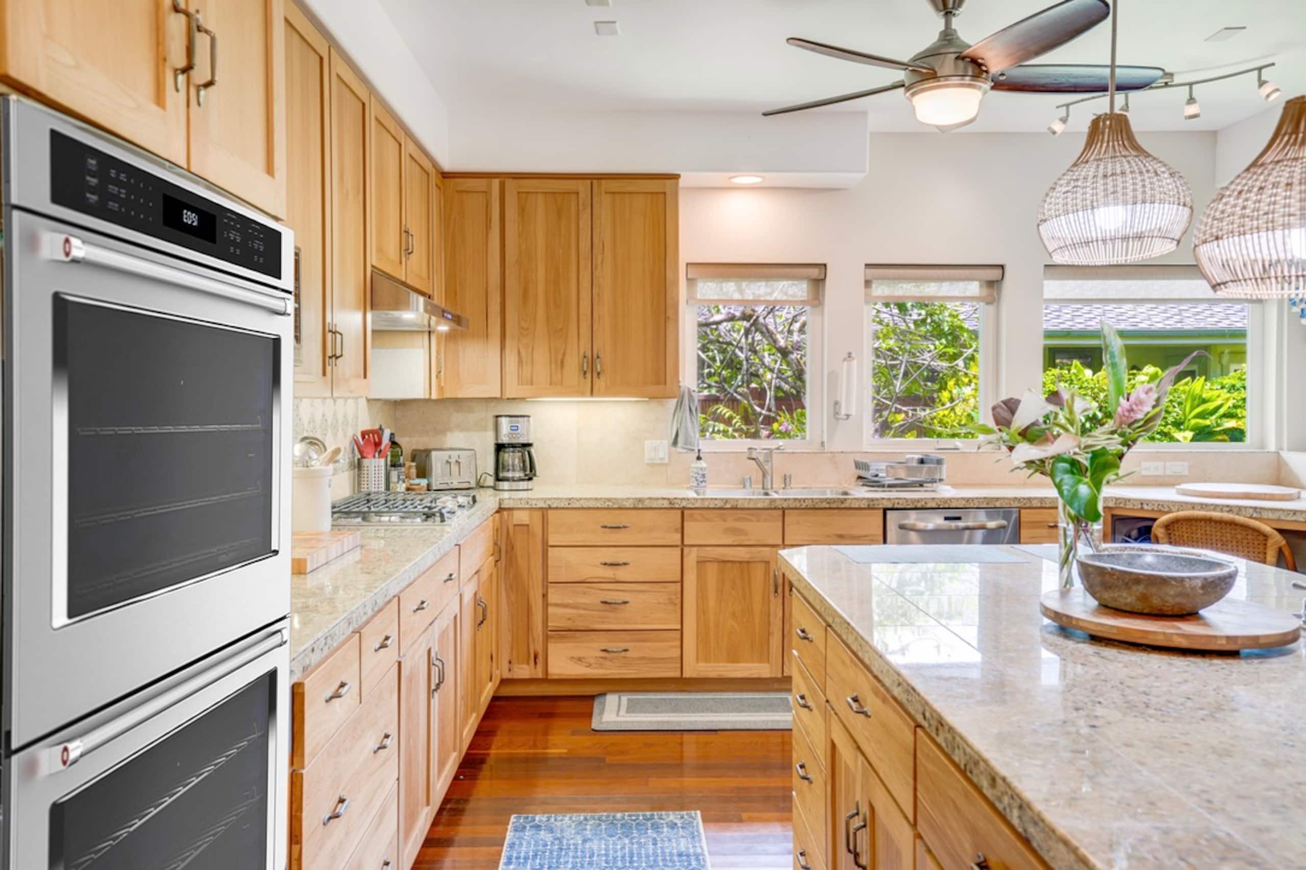 Home in Princeville · ★5.0 · 4 bedrooms · 4 beds · 4 baths - Image 12