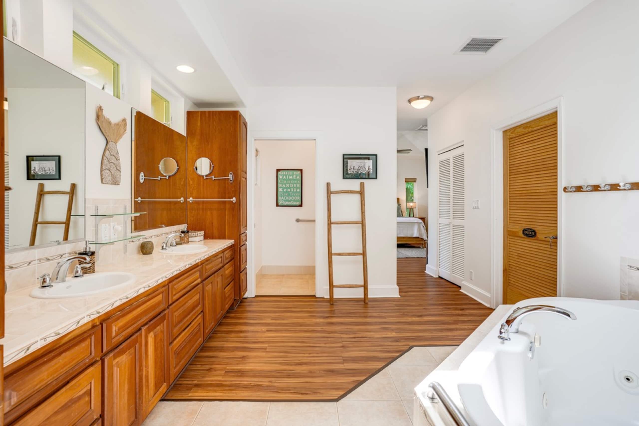 Home in Princeville · ★5.0 · 4 bedrooms · 4 beds · 4 baths - Image 36