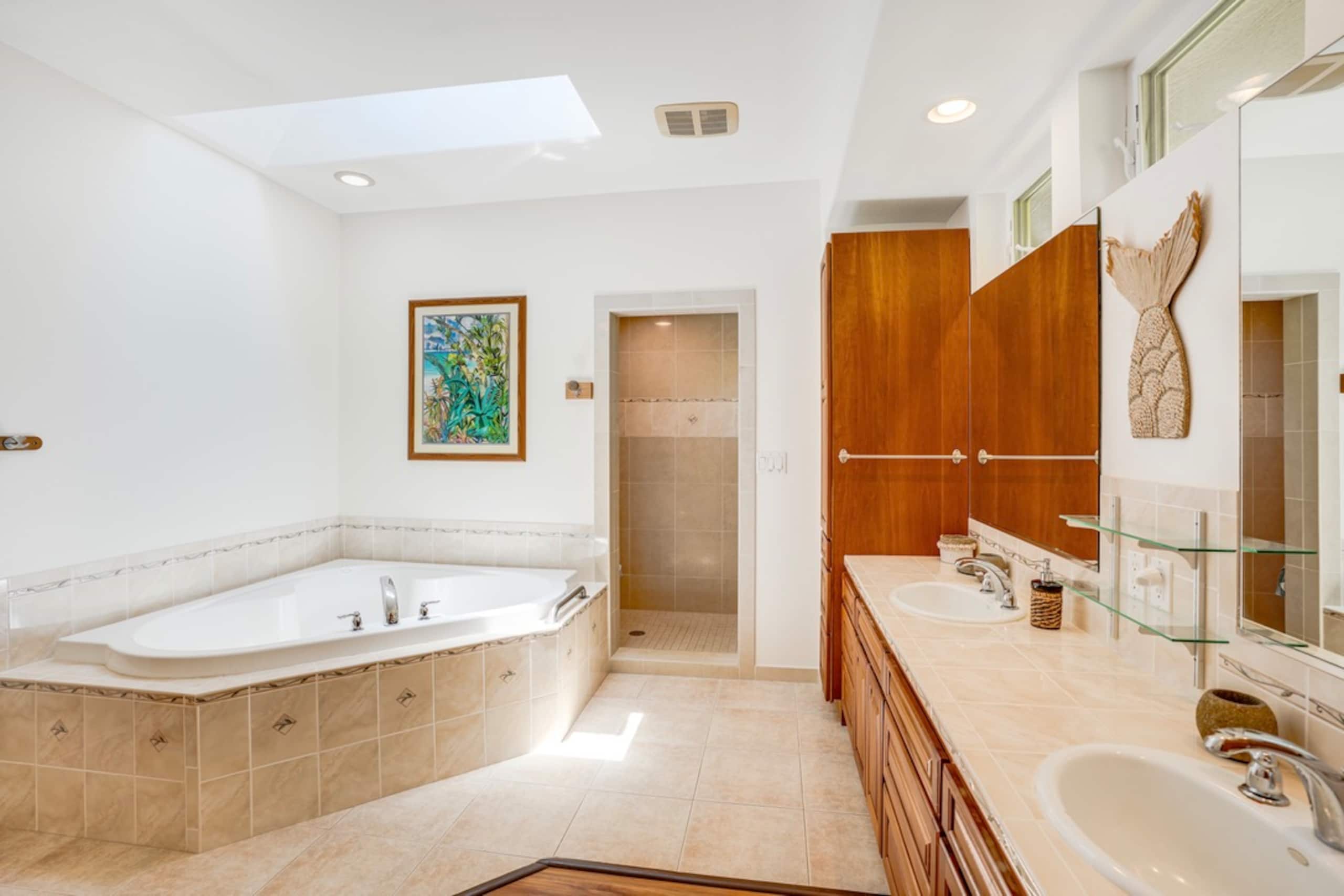 Home in Princeville · ★5.0 · 4 bedrooms · 4 beds · 4 baths - Image 35