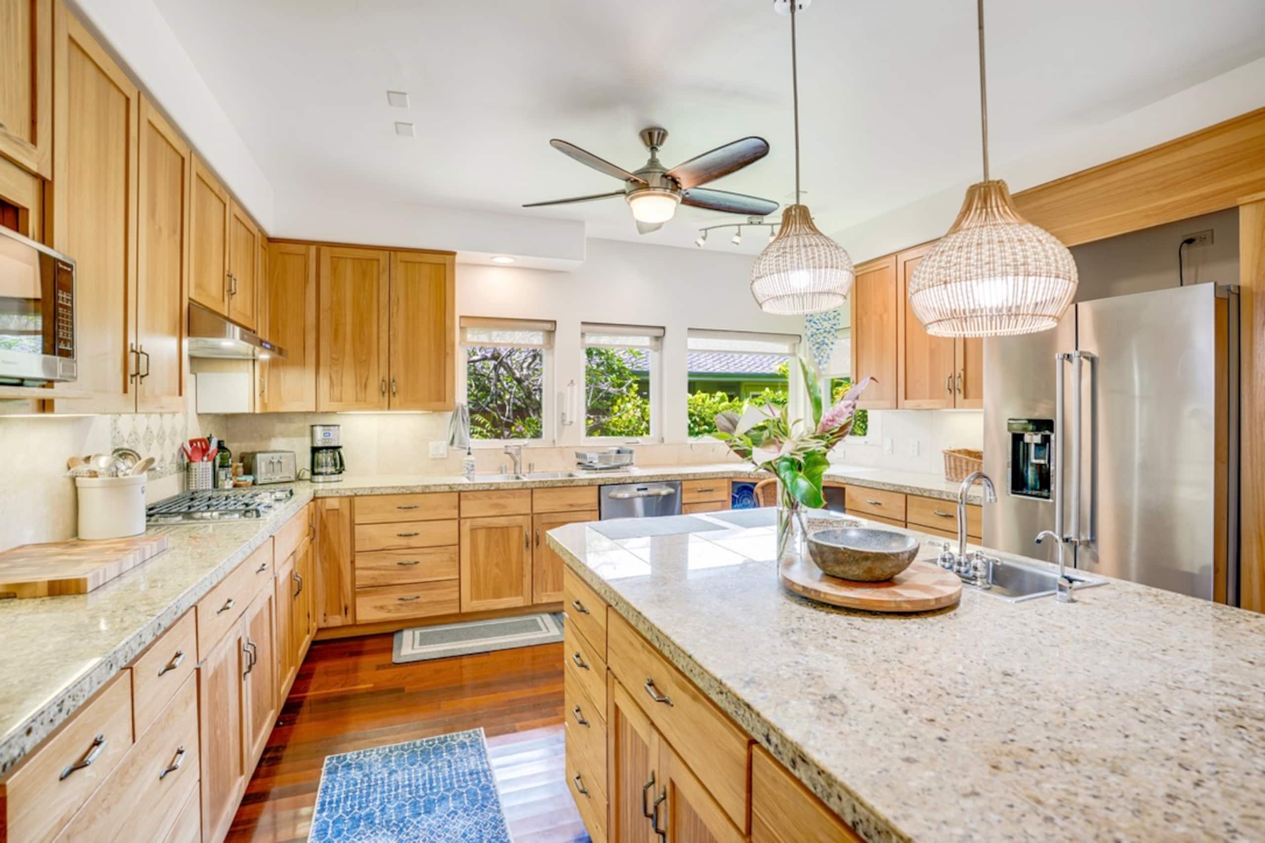 Home in Princeville · ★5.0 · 4 bedrooms · 4 beds · 4 baths - Image 11
