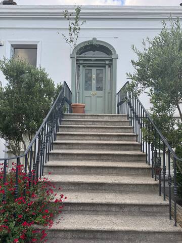 Sandycove Victorian Villa