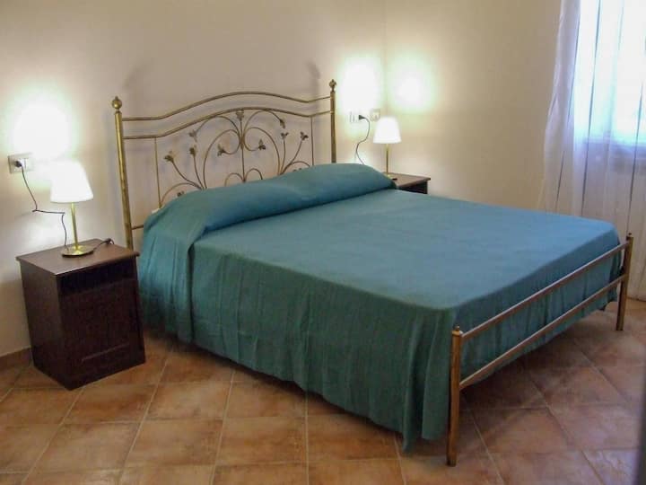 Schlafzimmer 1