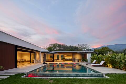 Finca Luxury via Santafe de Ant