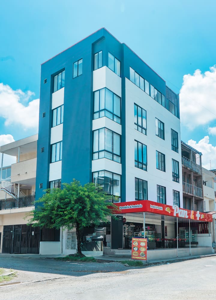Apartamentos Privados Para Grupos De Hasta 50 Pers - 
