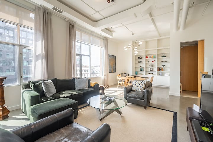 Massive 2BR Loft • 12-Ft Ceiling • Walk Everywhere