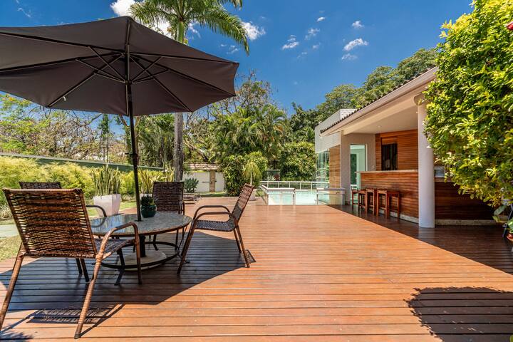 Linda e moderna mansão em condomínio na Barra gallery image 5