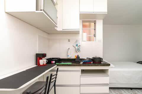 Top performing Airbnb: Studio7 - 15 min from GRU Airport 1 in 6 x interest-free in Guarulhos