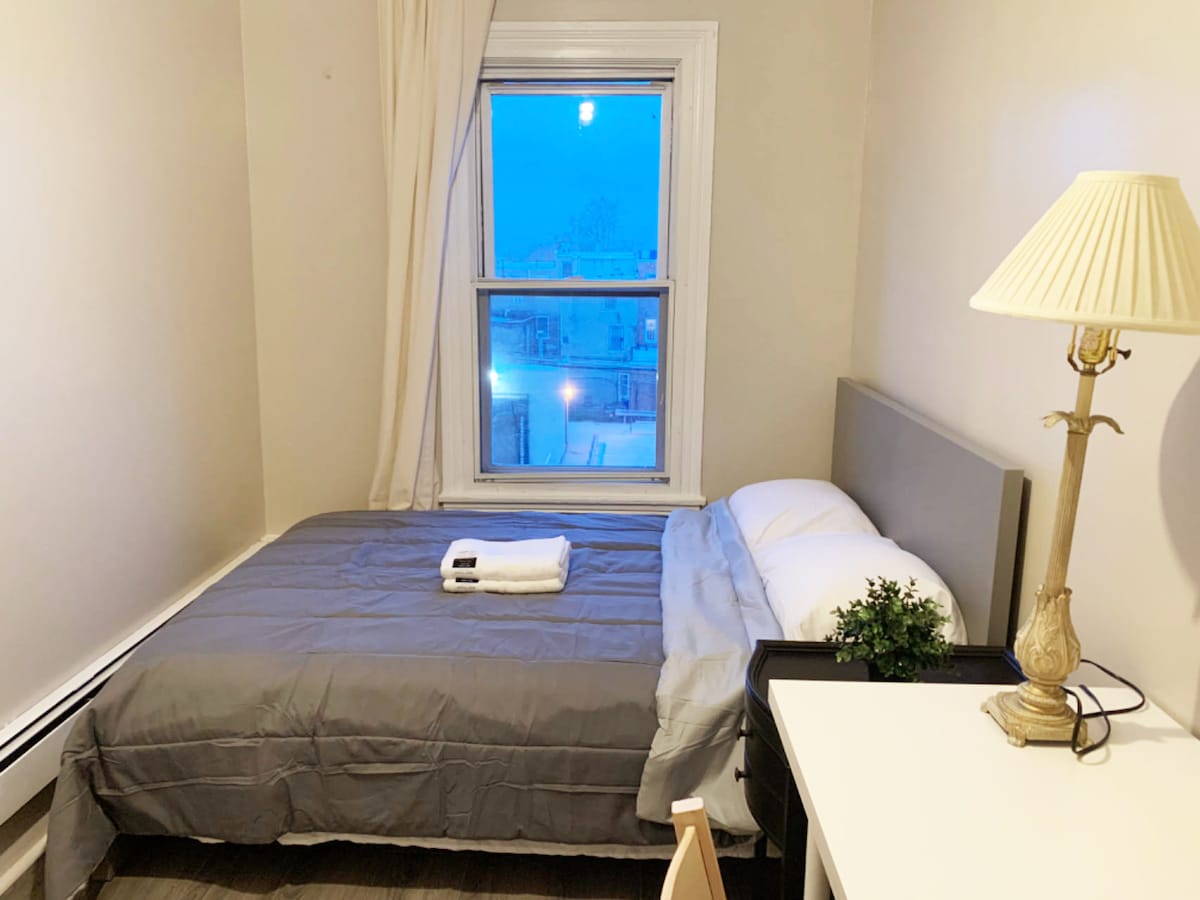 غرفة النوم 2