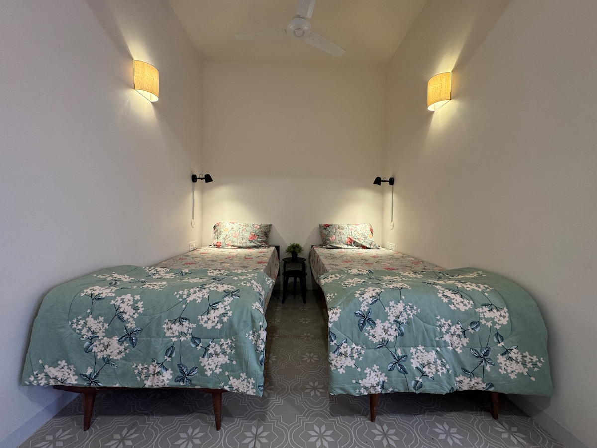 საძინებელი 4