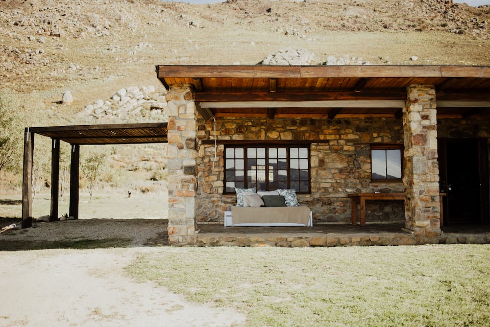 A stone cottage alone on a Cape mountain, Koue Bokkeveld, Western Cape, South Africa, photo 1 of 10