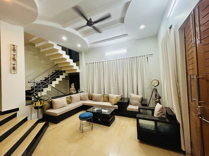 Private & Elegant 3bhk Villa 4km From City Center - Aurangabad