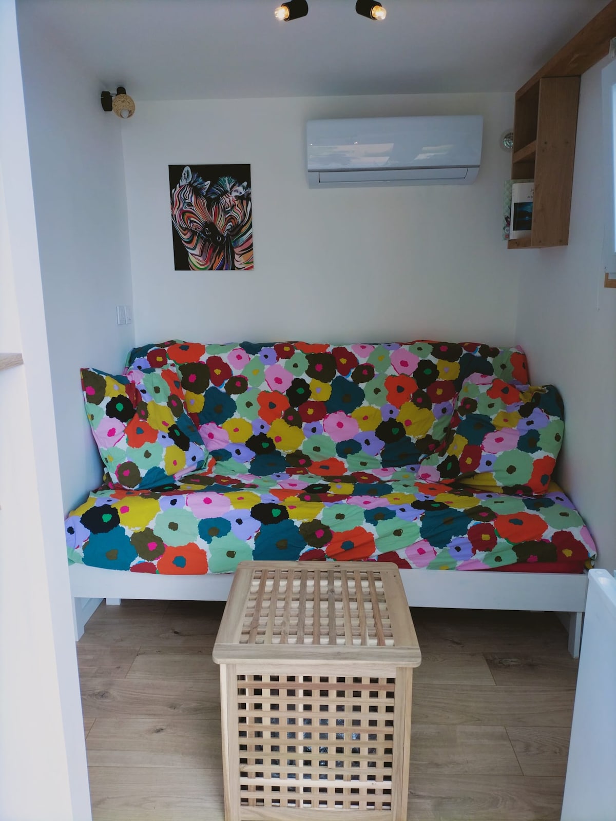 Top performing Airbnb: Unusual accommodation, peaceful oasis in Nice