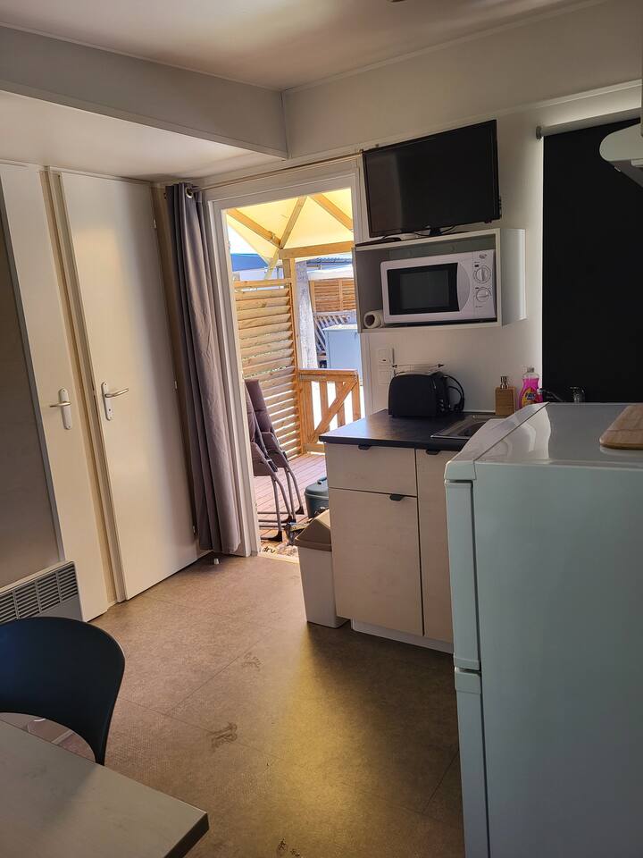 Mobile Home 4 Personnes Climatisé - La Londe-les-Maures