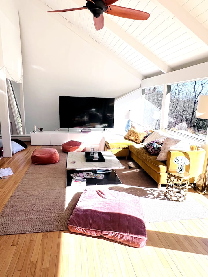 Floor To Ceiling Modern Forest Oasis - Bedford, NY