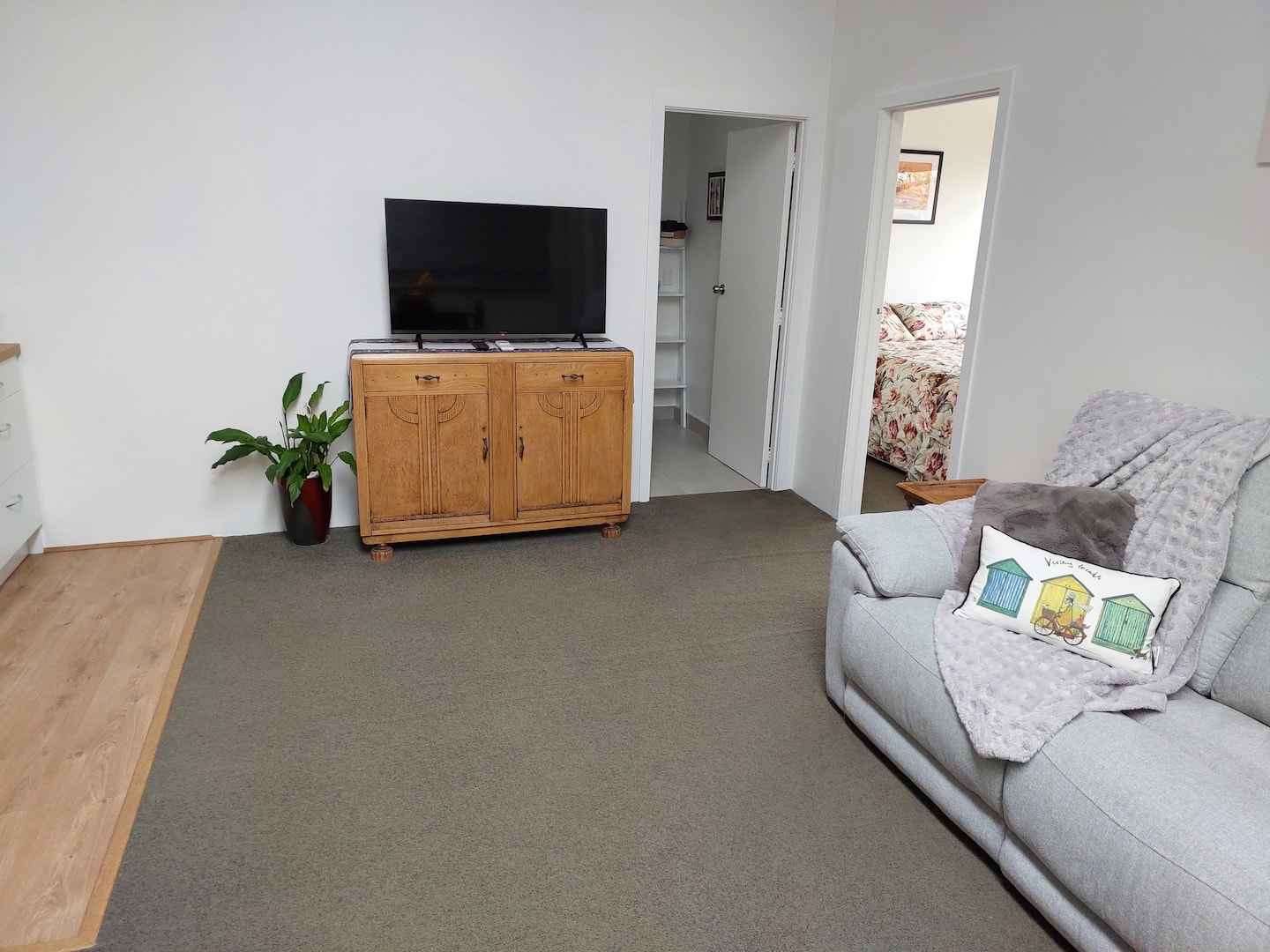 Rosetown Bnb 2 Bedrooms 2