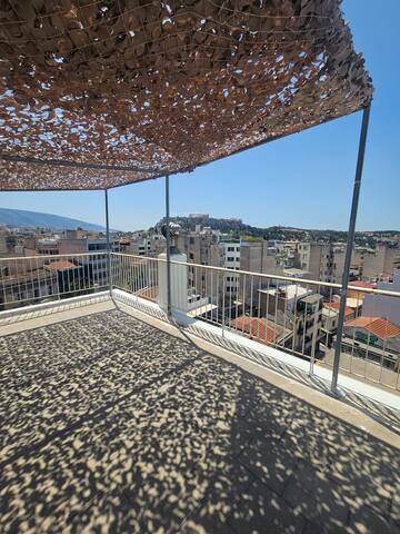 Sunlight comfy apartment next to Acropolis gallery image 4