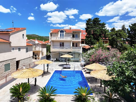 Lana One Bedroom Apt. with Balcony and Sea View