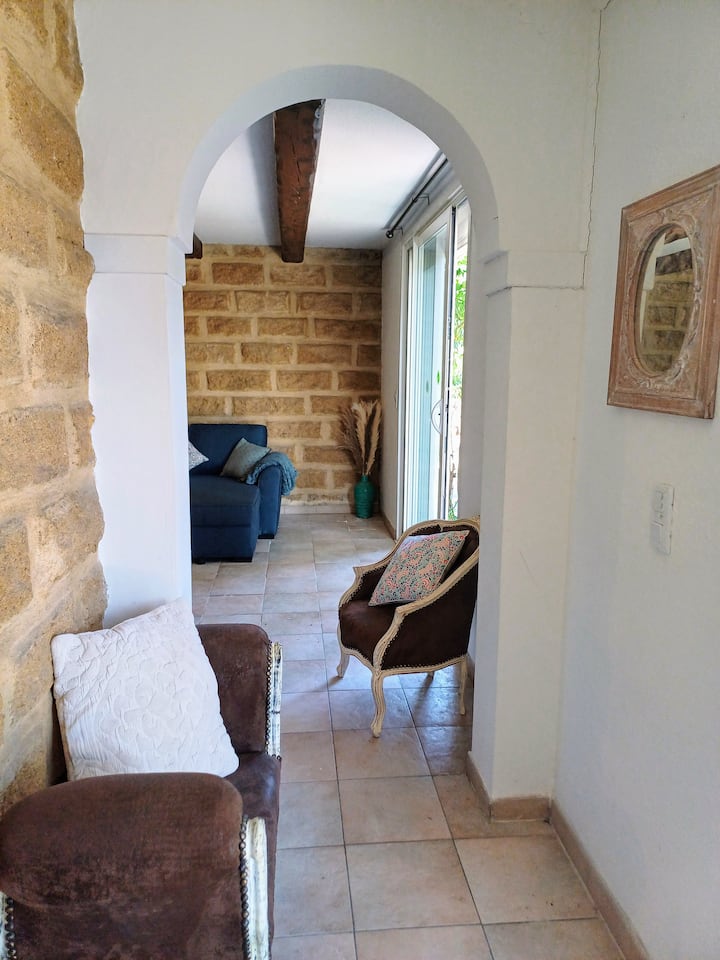 La Belle Provençale-jardin Et Piscine Privée- - Villeneuve-lès-Avignon