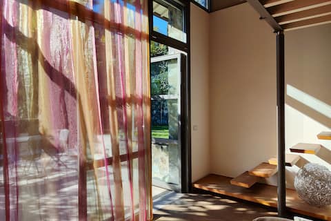 Top Airbnb: Lovere. Garden, Relax and Design on the Lake a Lovere
