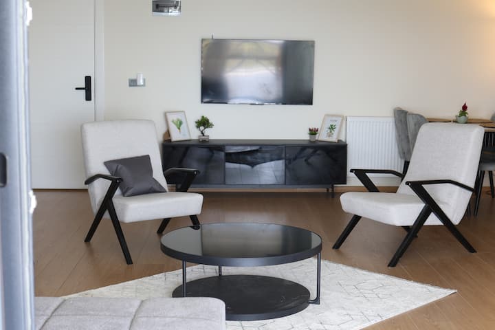 (Reef) Yeşilin Ve Mavinin Içindeki Huzur - Çanakkale