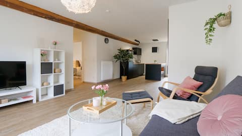 Popular Airbnb listing: Mosel Apartment I | Cozy Home | 5 Guests in Traben Trarbach