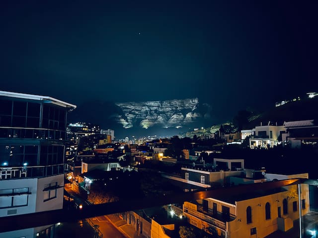 De Waterkant: Central, Views, and No Load-Shedding gallery image 2