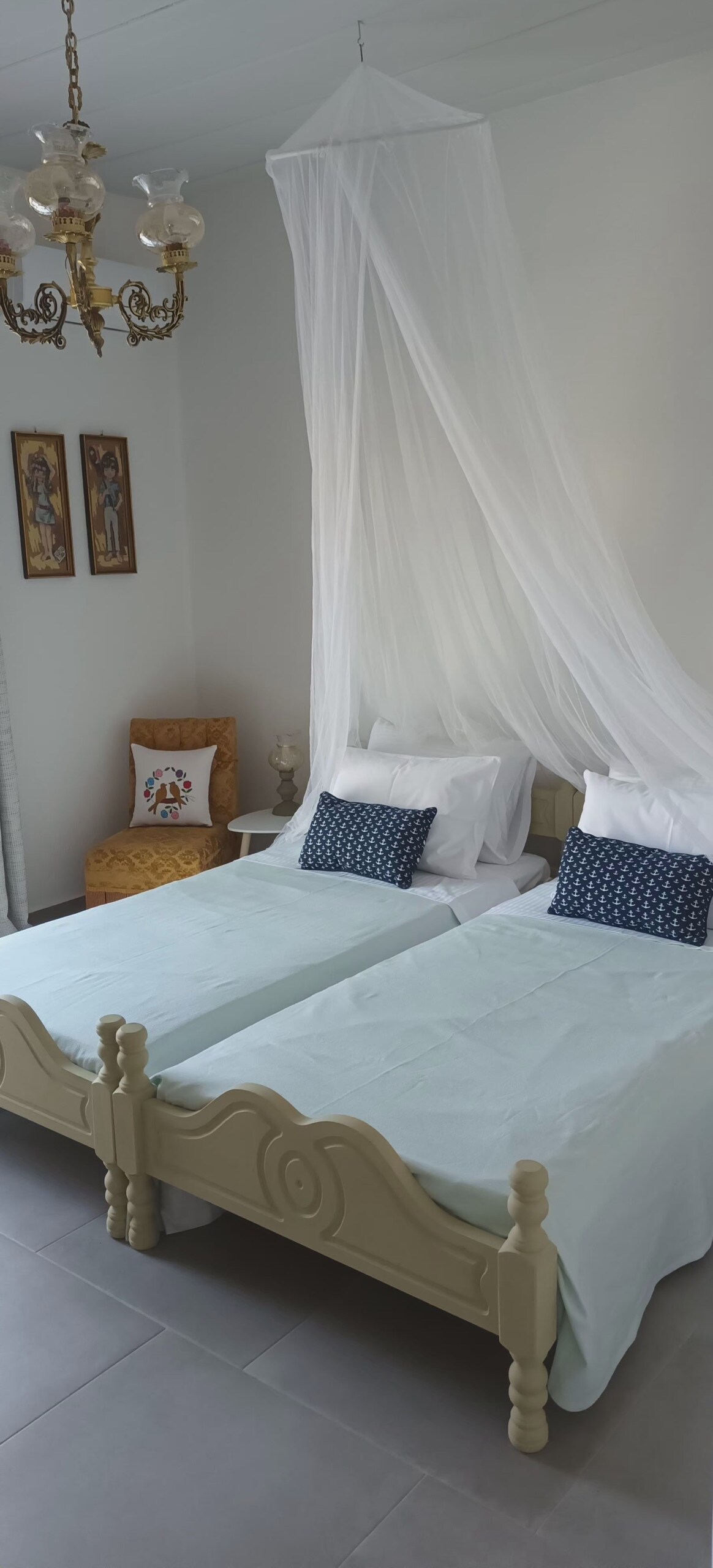 غرفة النوم 2